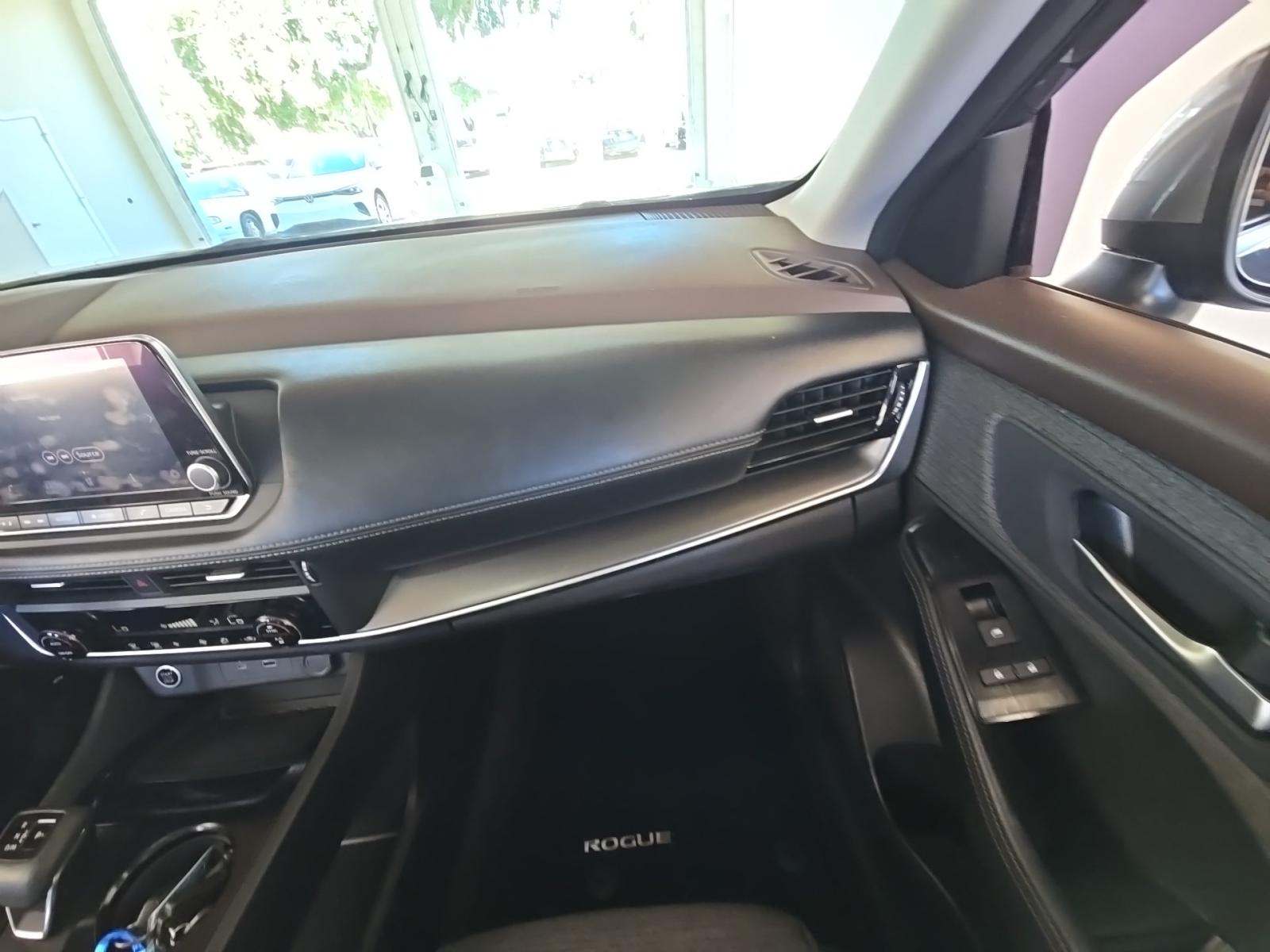 2023 Nissan Rogue SV FWD