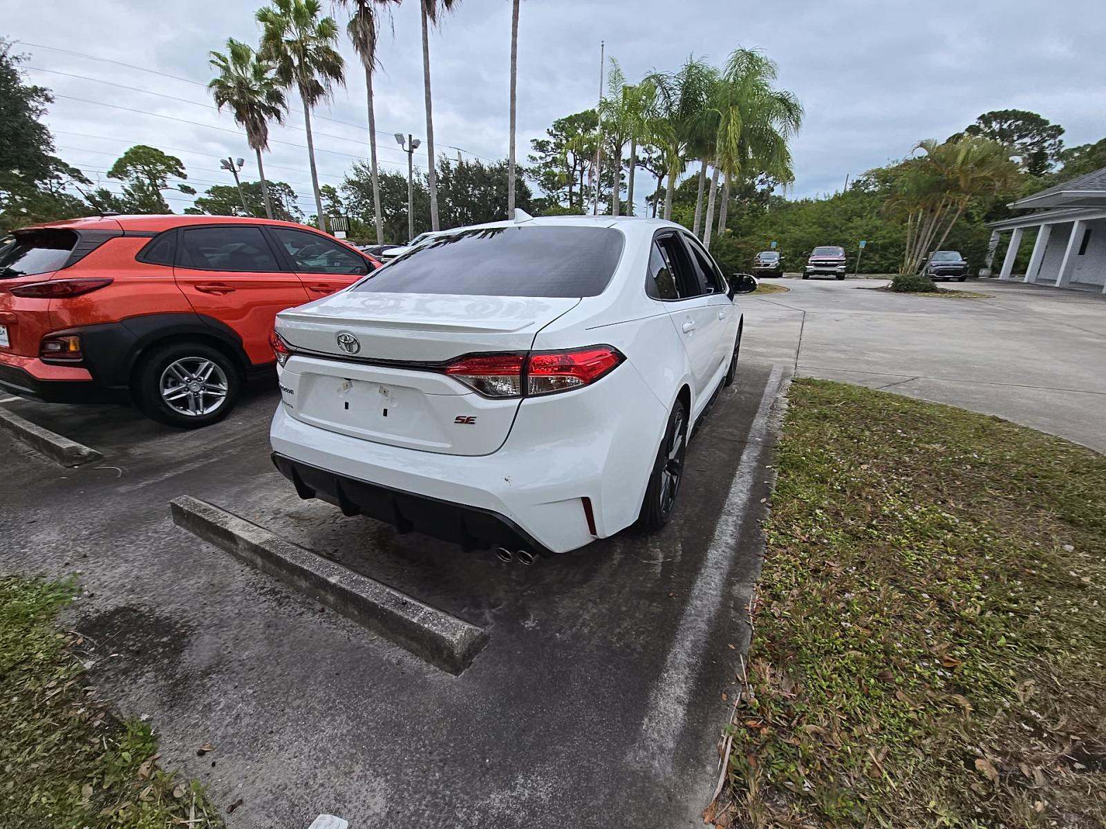 2025 Toyota Corolla SE FWD