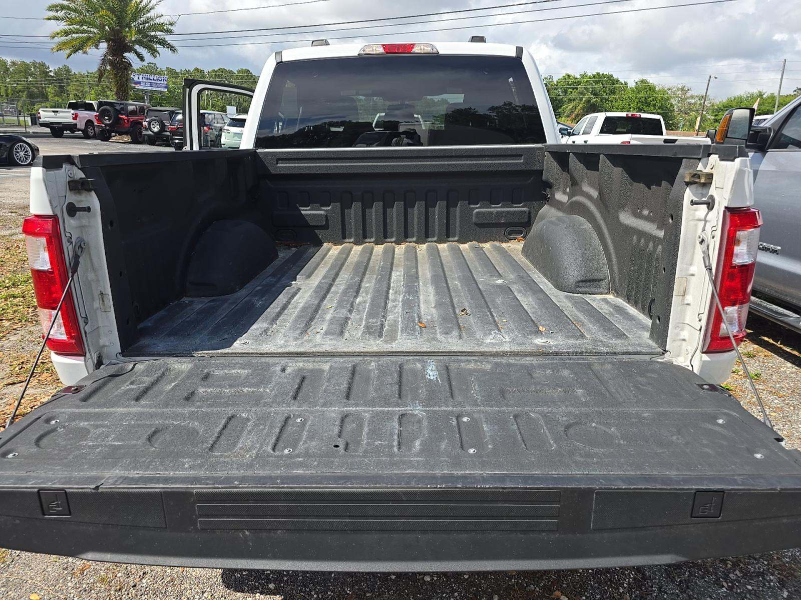 2022 Ford F-150 XL RWD