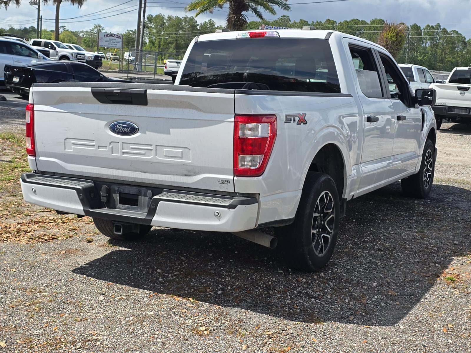 2022 Ford F-150 XL RWD