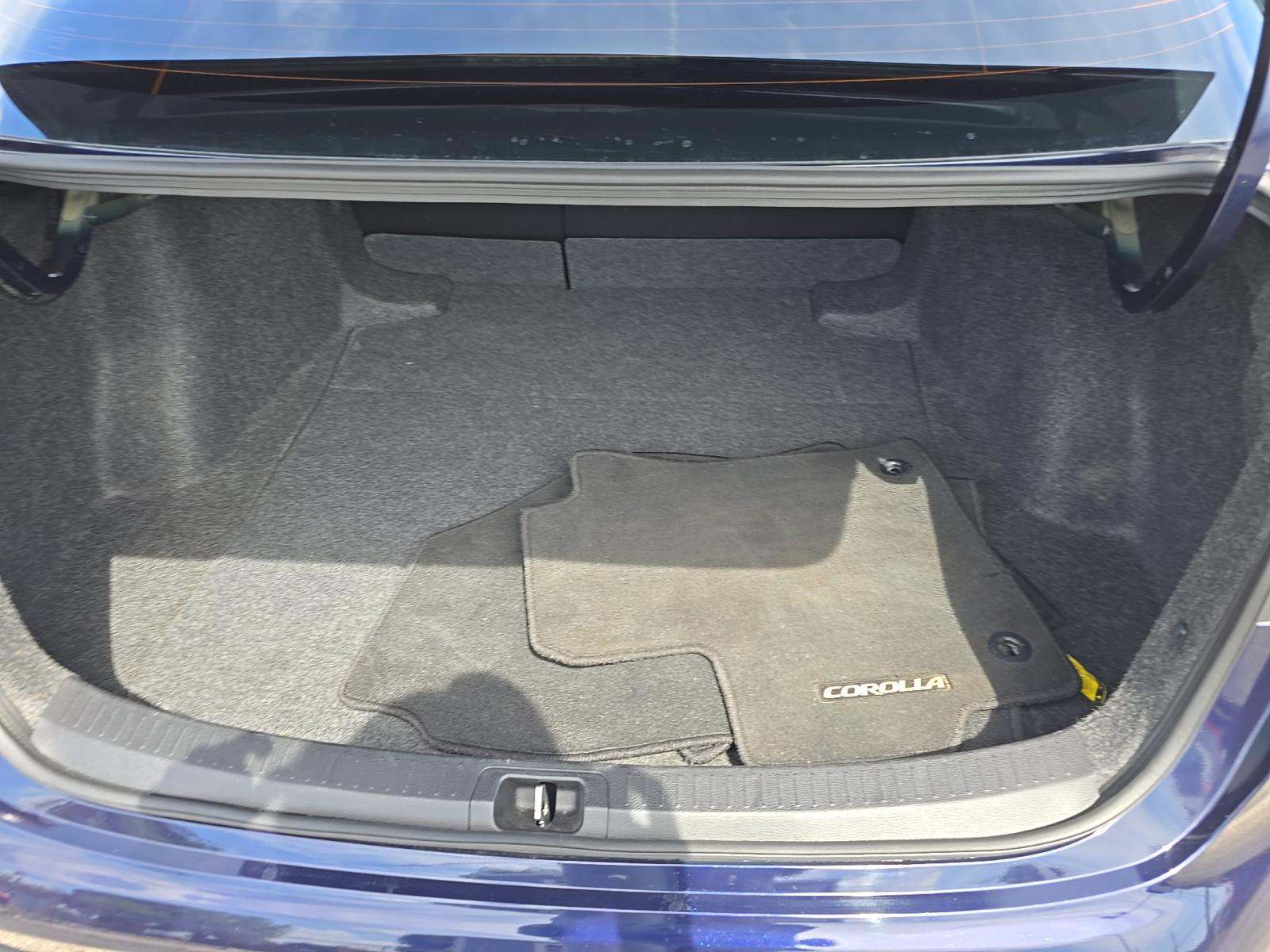 2025 Toyota Corolla SE FWD