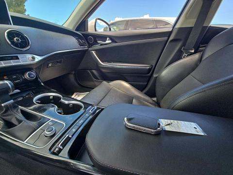 2018 Kia Stinger Base AWD
