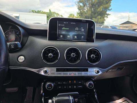2018 Kia Stinger Base AWD
