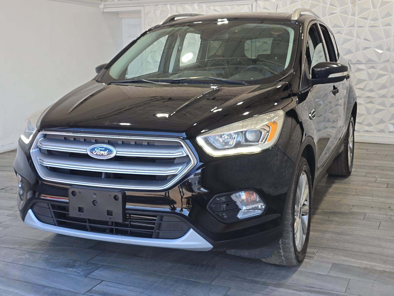 FORD ESCAPE - 1