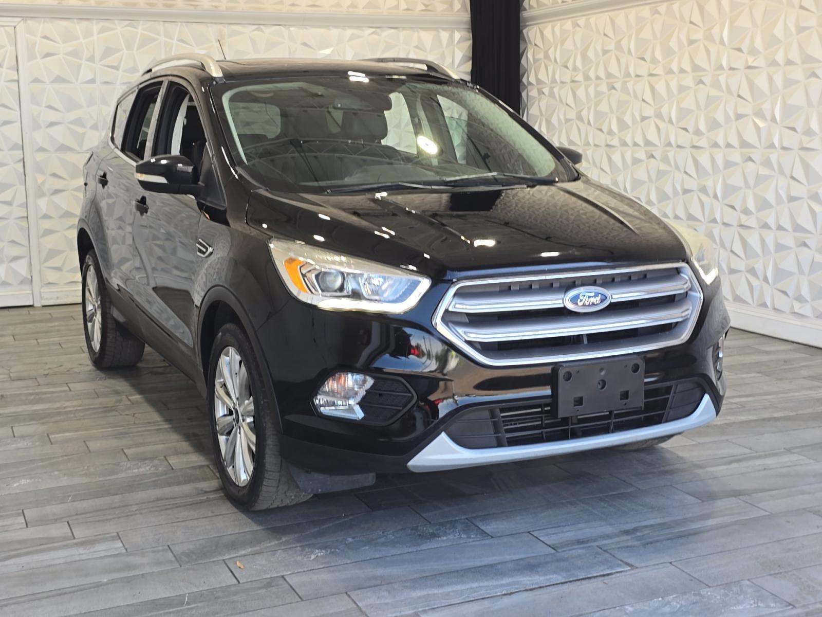 FORD ESCAPE - 4
