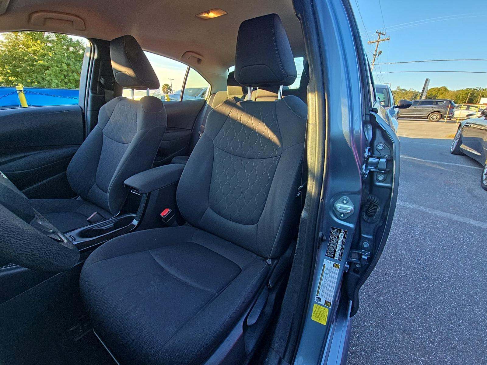 2021 Toyota Corolla LE FWD