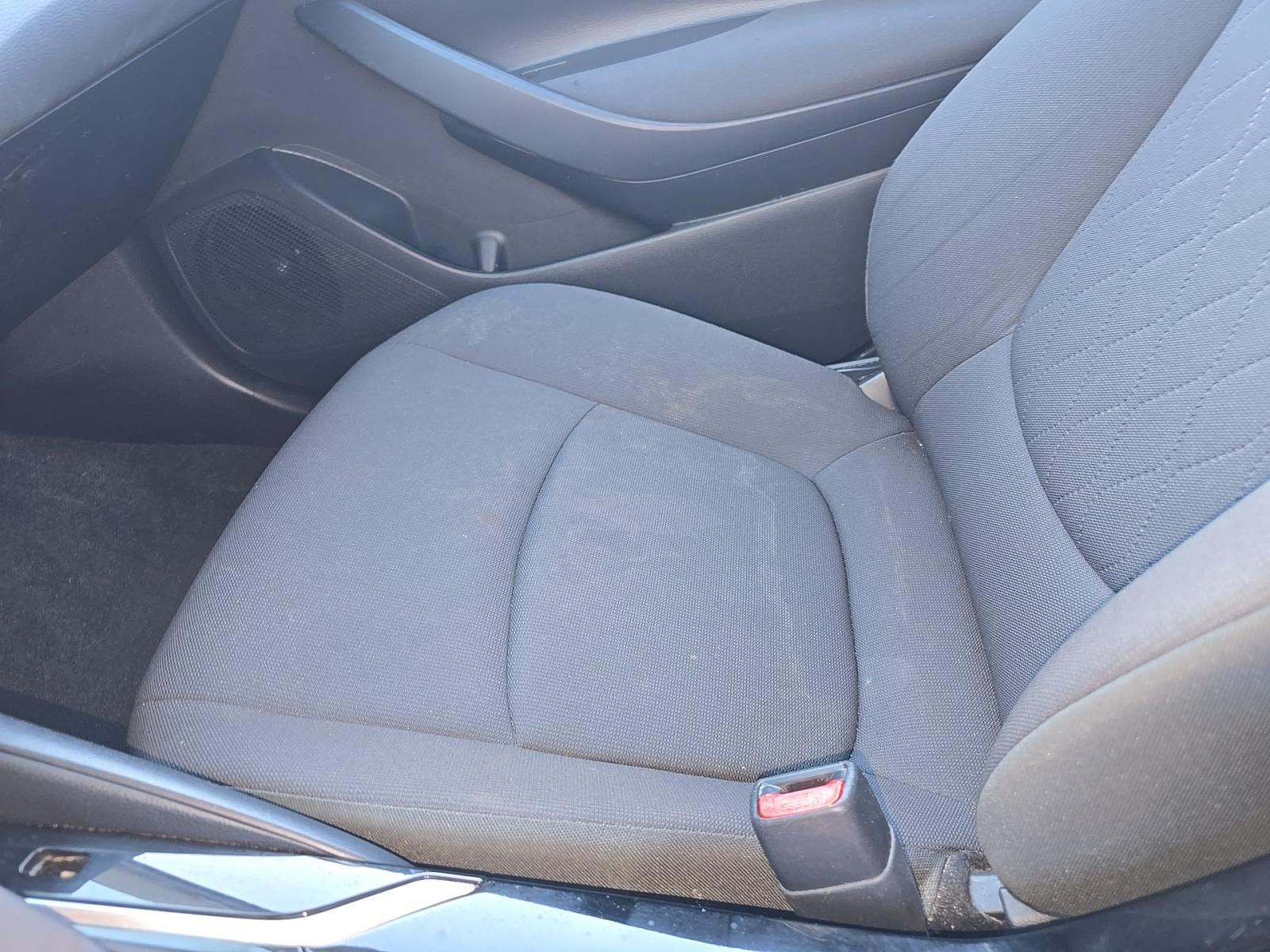 2021 Toyota Corolla LE FWD