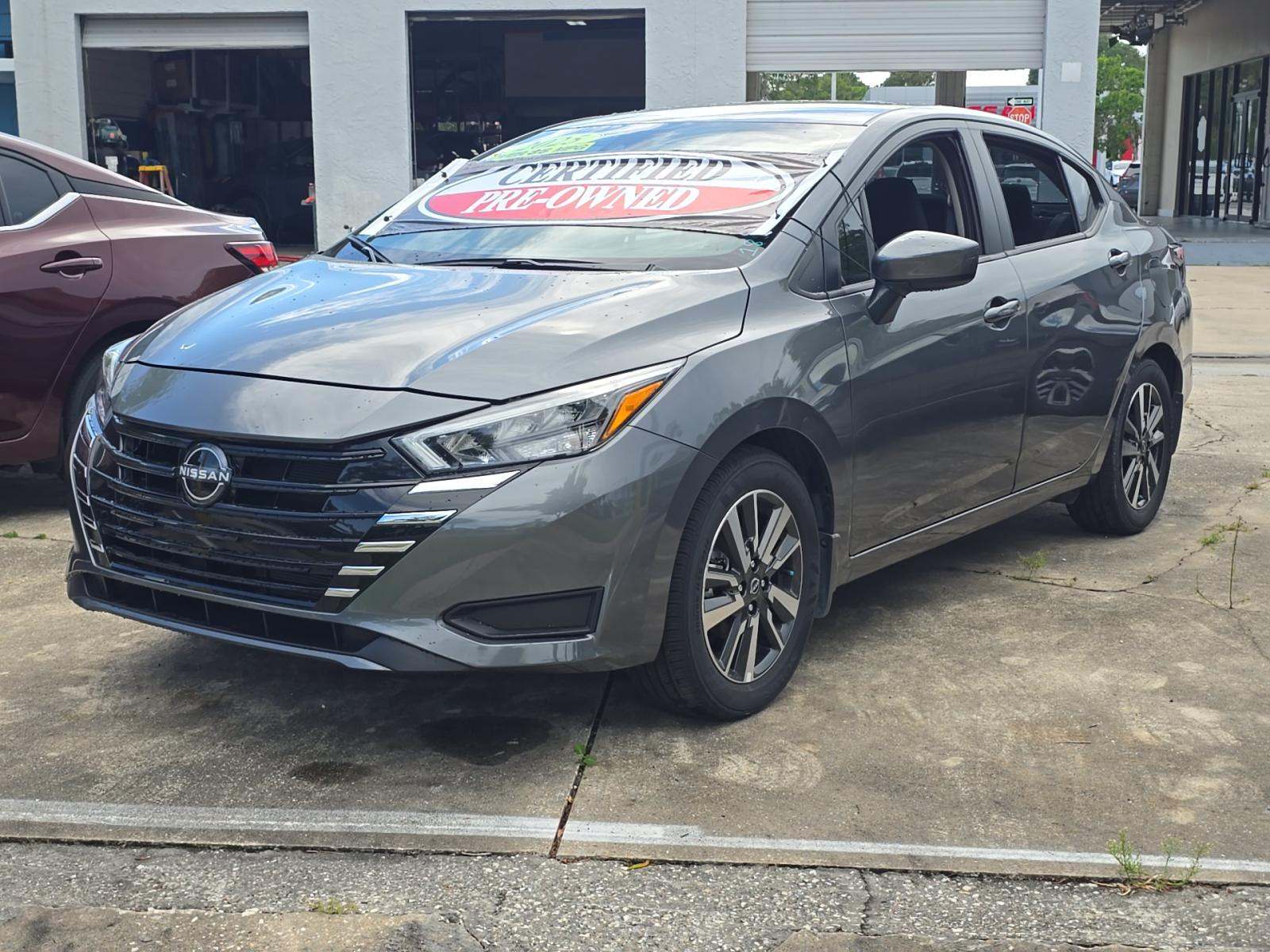 NISSAN VERSA - 1