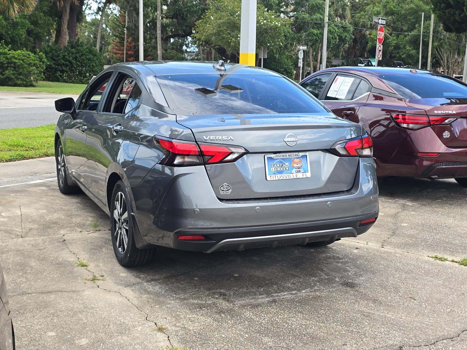NISSAN VERSA - 2