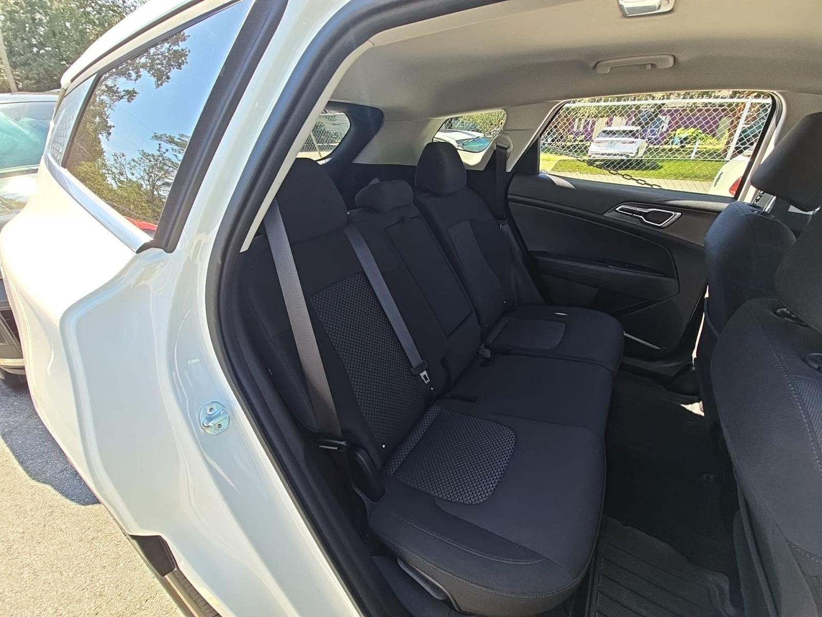 2023 Kia Sportage LX FWD