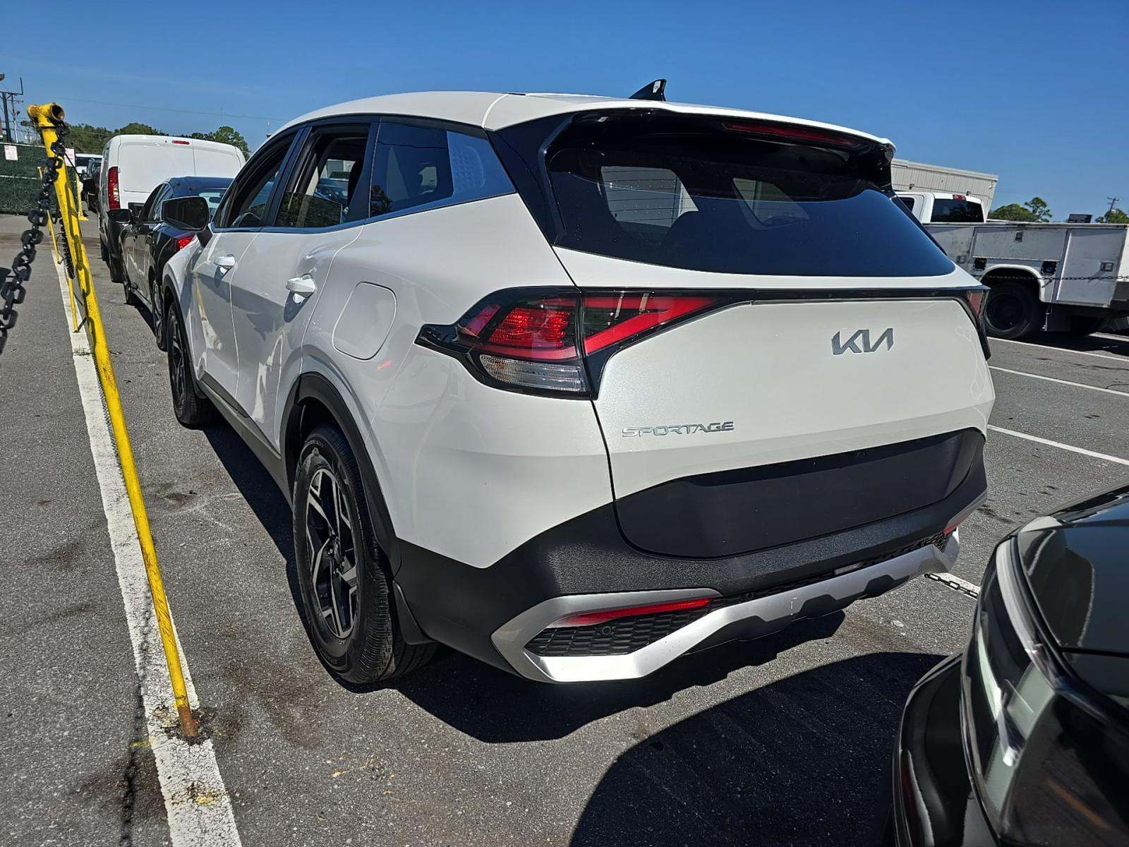 2023 Kia Sportage LX FWD
