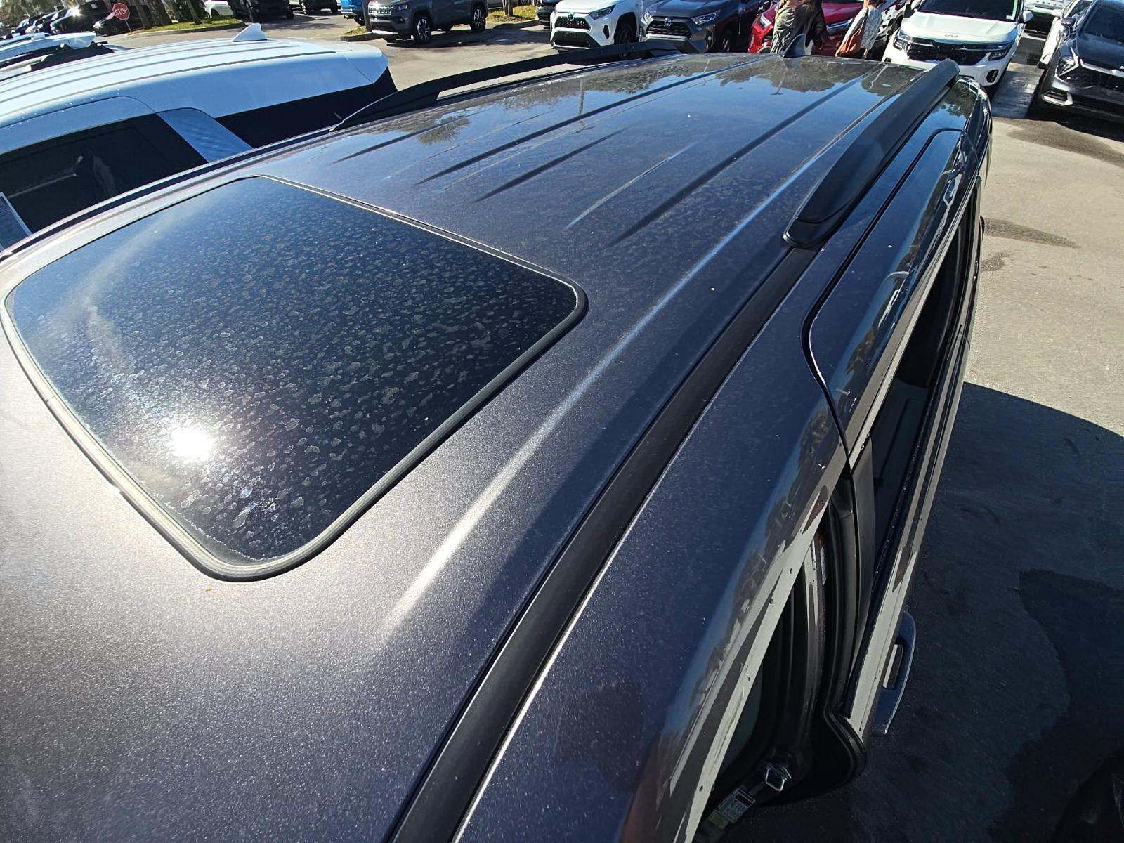 2023 Toyota Sienna XLE FWD