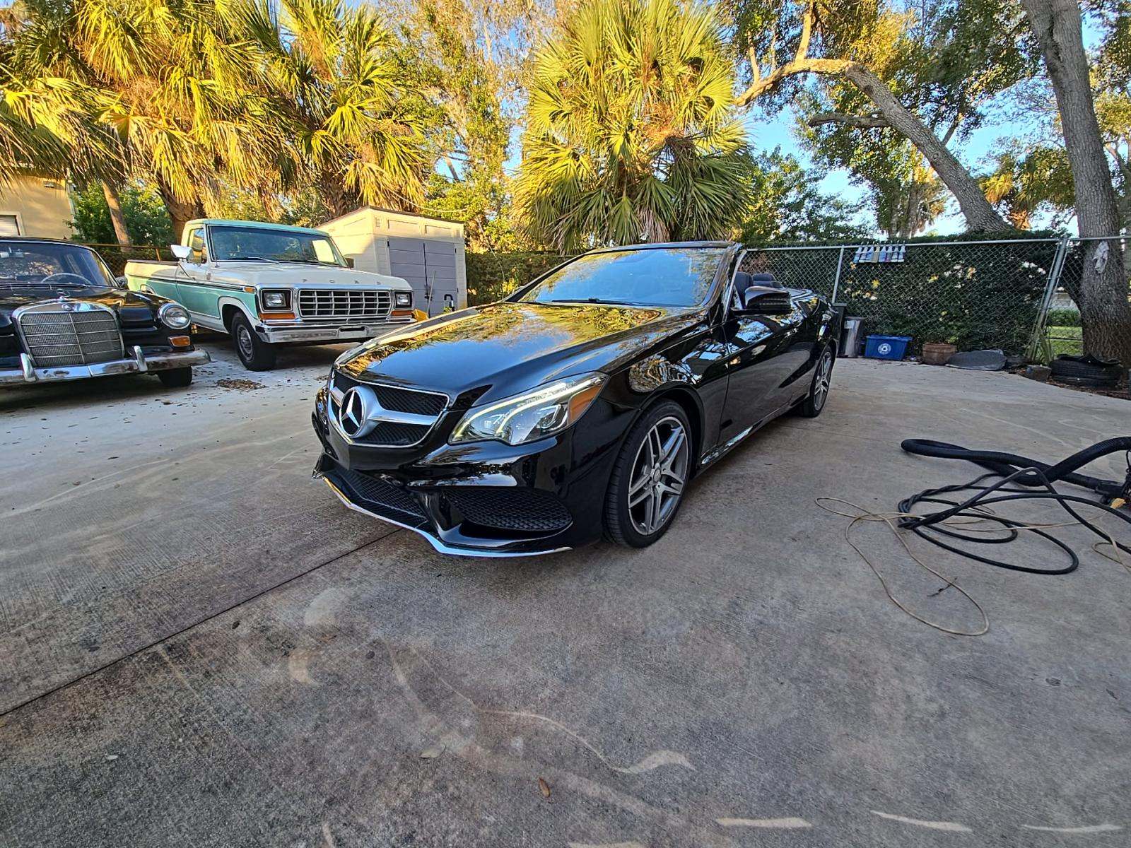 MERCEDES-BENZ E-CLASS - 1