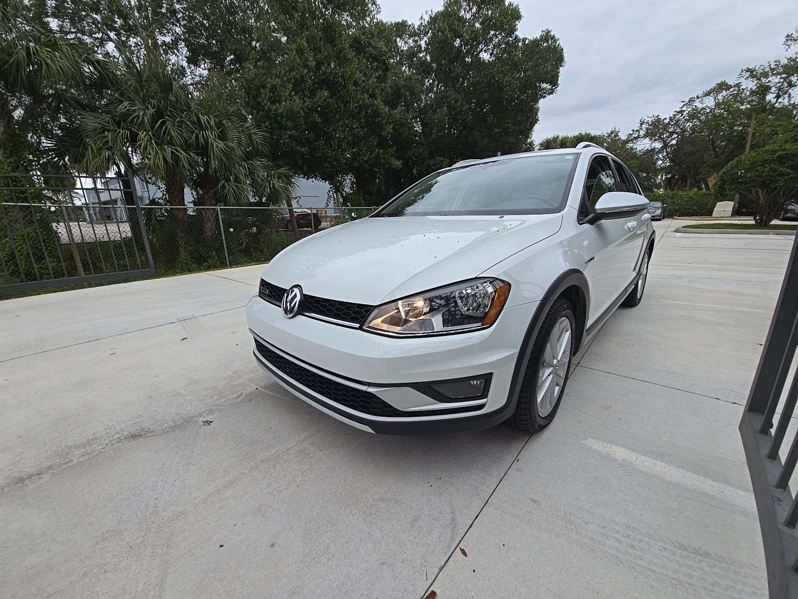 2017 Volkswagen Golf Alltrack 1.8T S AWD