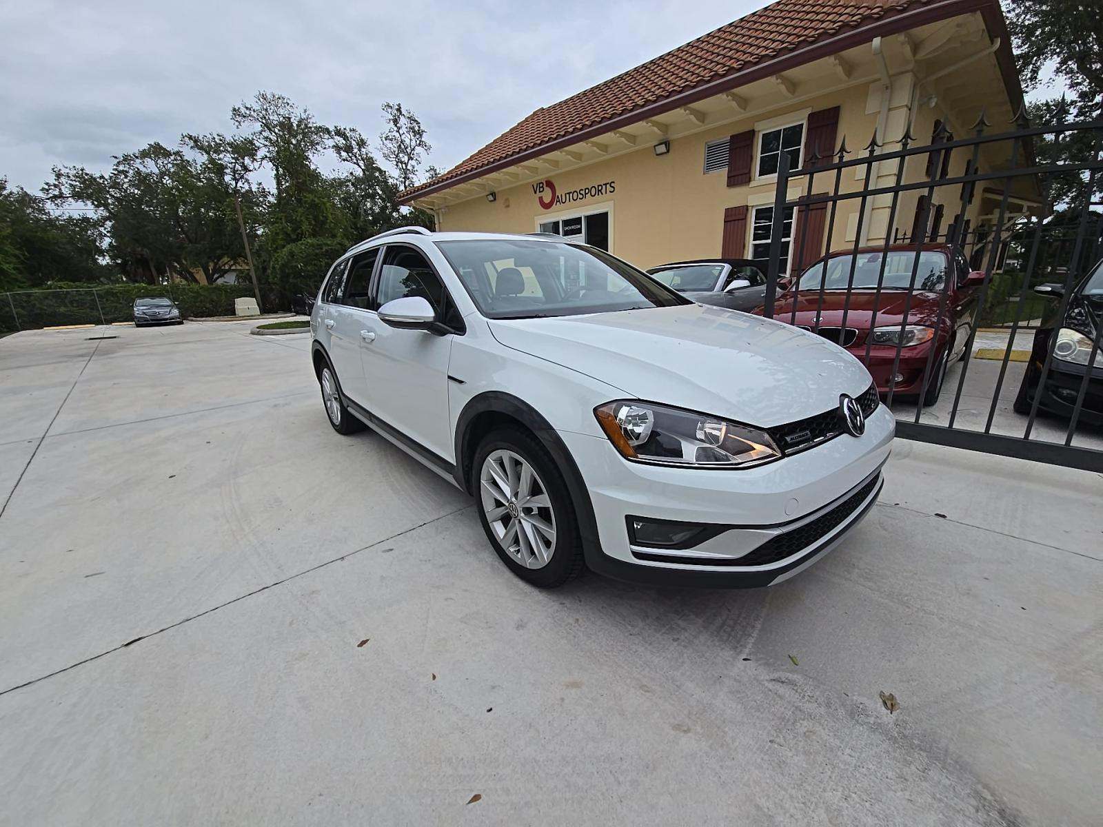 2017 Volkswagen Golf Alltrack 1.8T S AWD