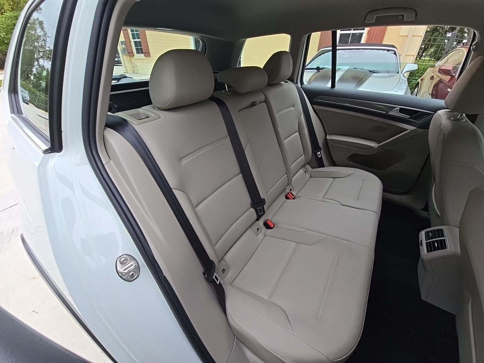 2017 Volkswagen Golf Alltrack 1.8T S AWD