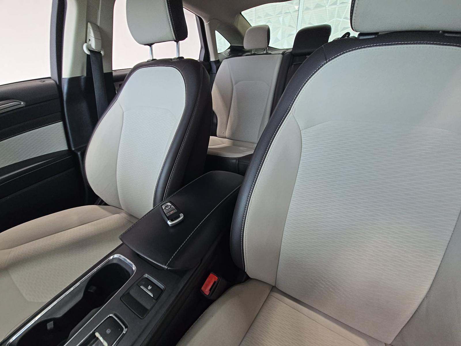 FORD FUSION - 8