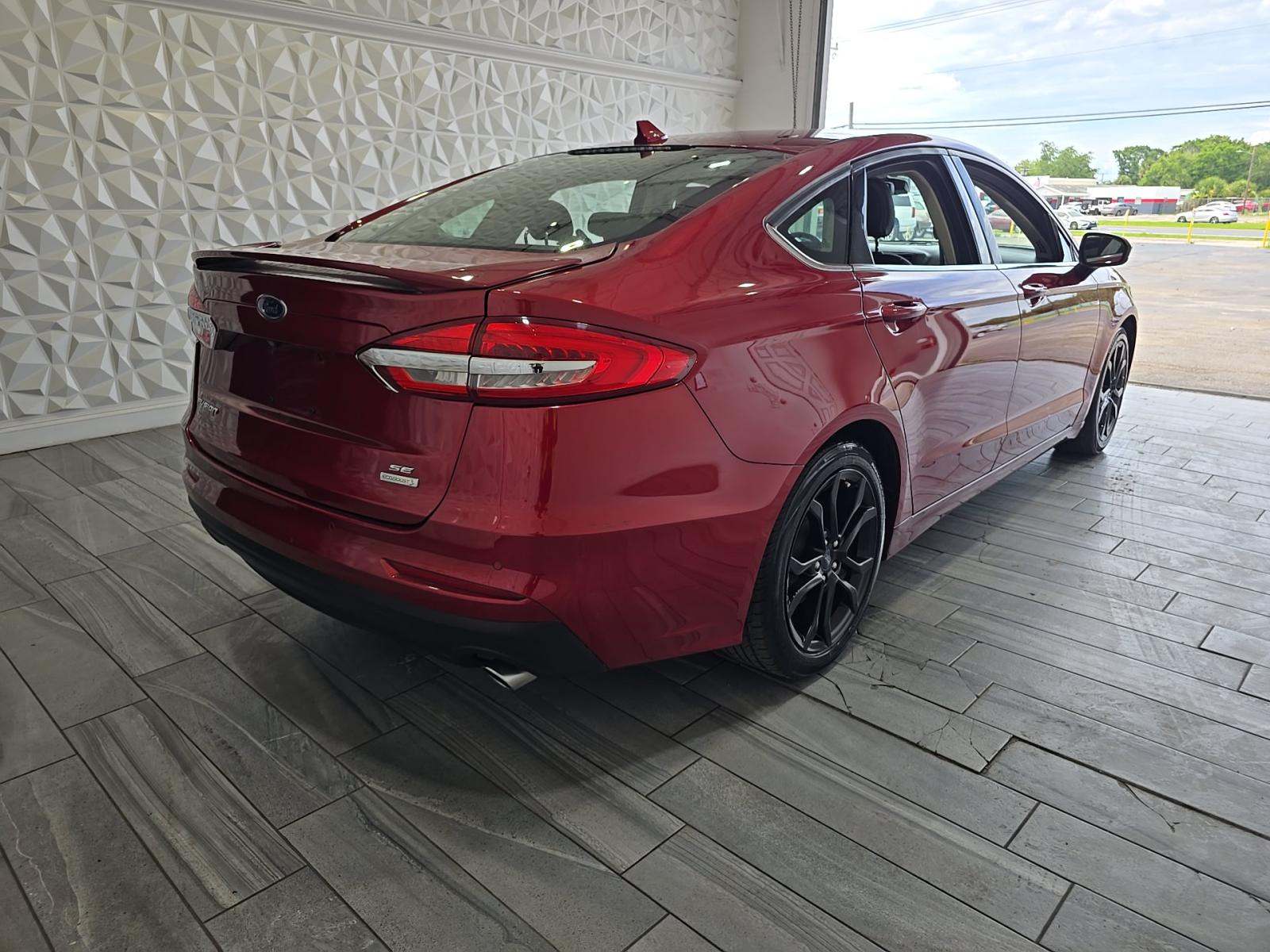 FORD FUSION - 3