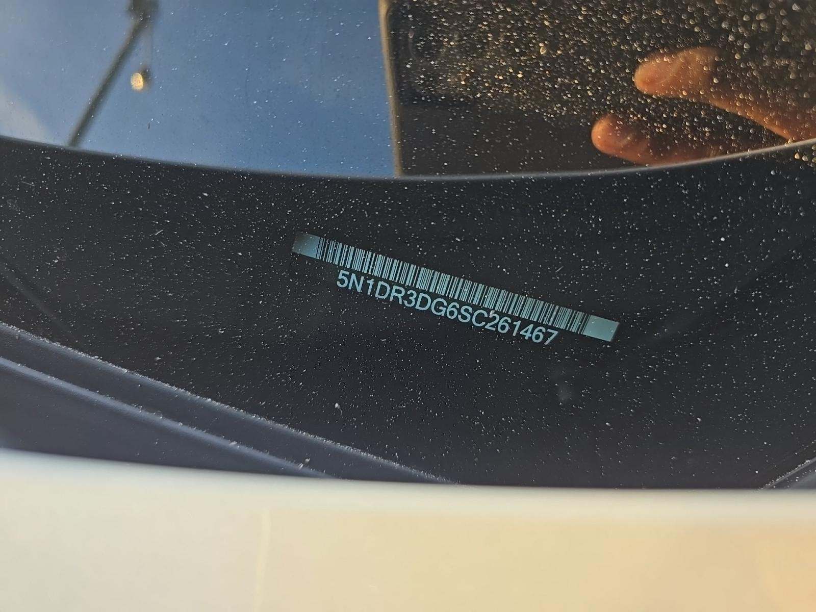 2025 Nissan Pathfinder Platinum FWD