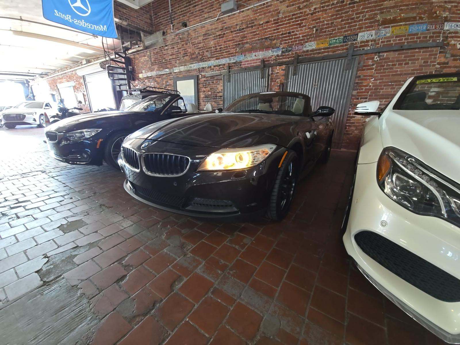 2011 BMW Z4 sDrive30i RWD