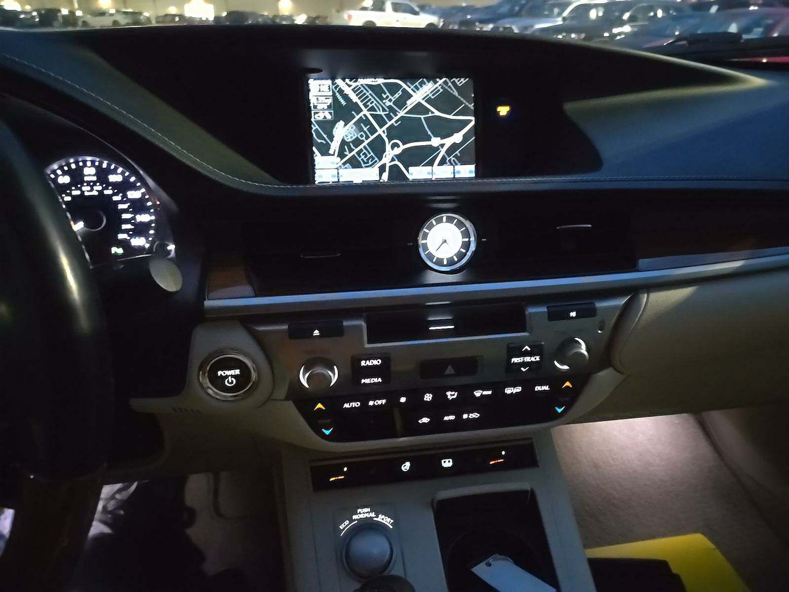 2013 Lexus ES ES 300h FWD