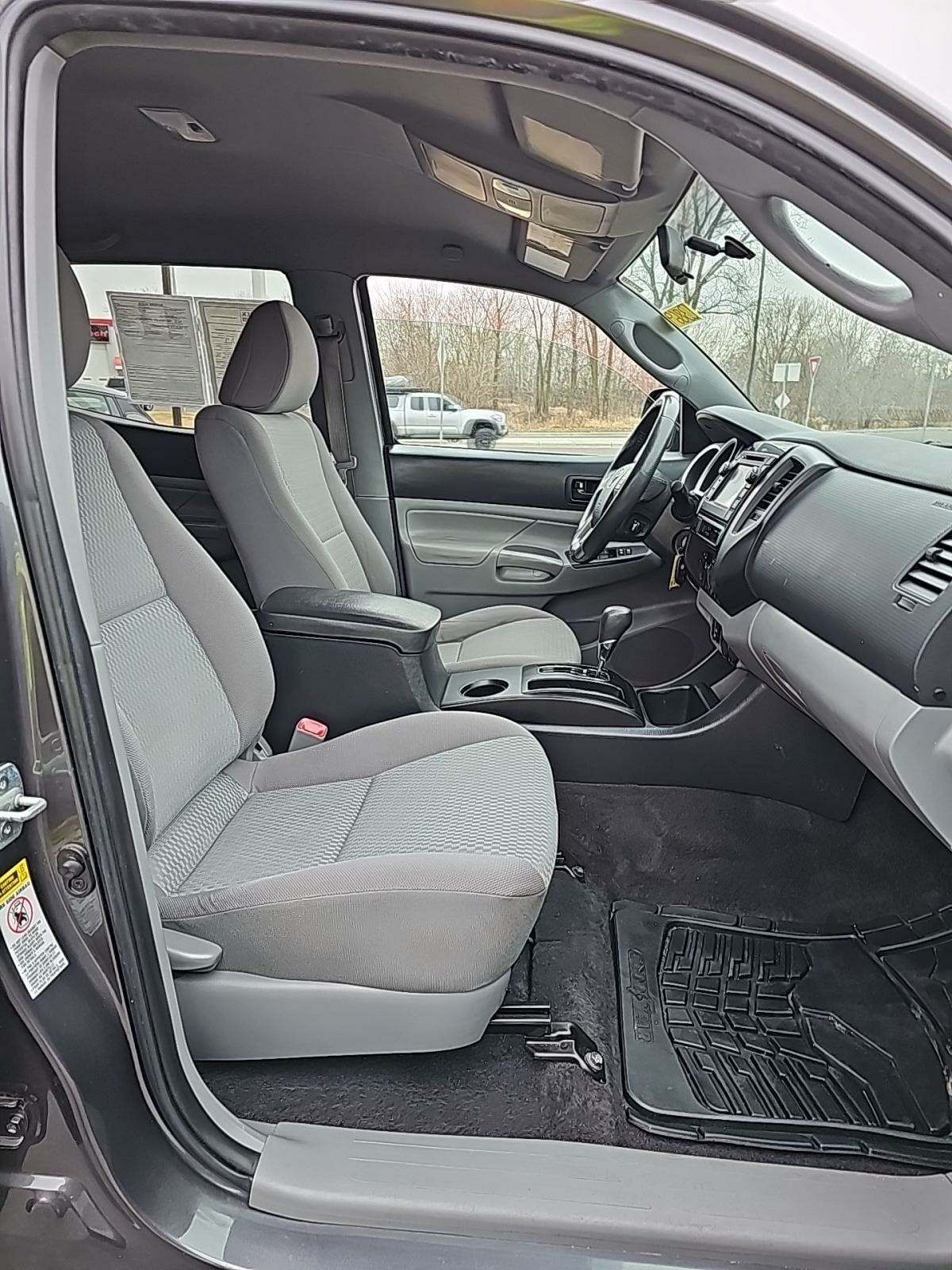 2013 Toyota Tacoma PreRunner RWD