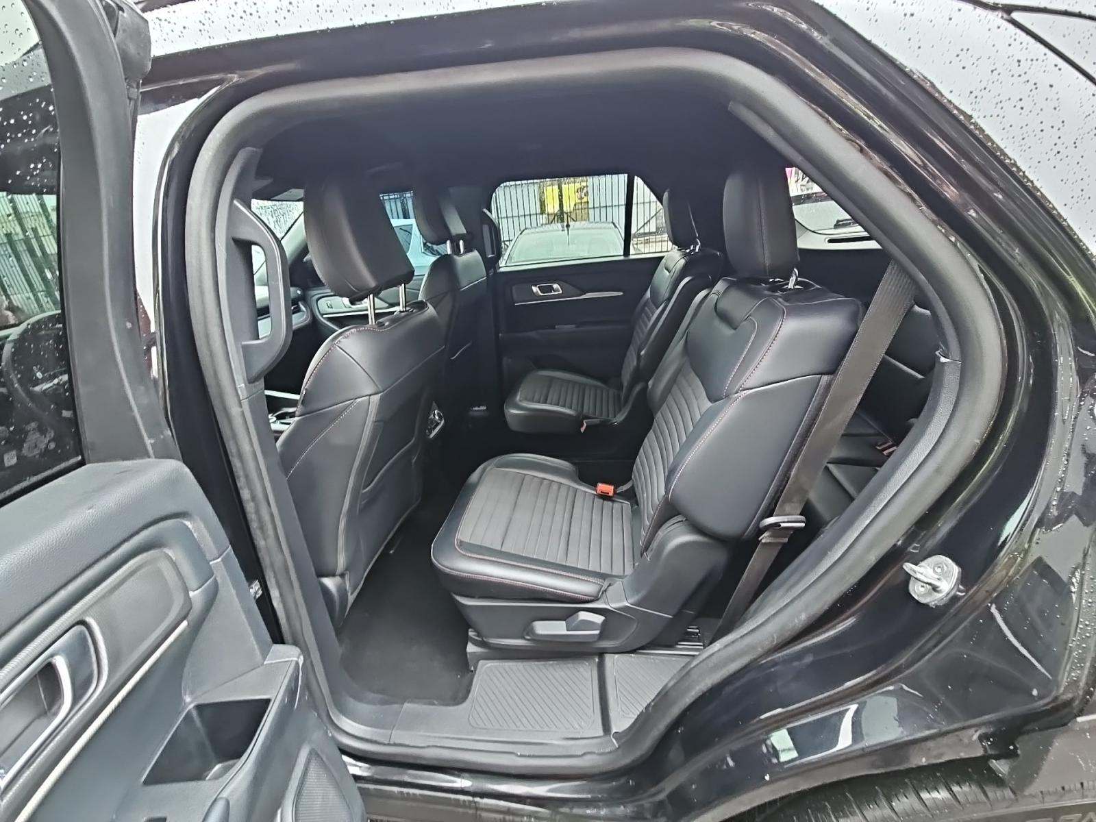 2025 Ford Explorer ST-Line AWD