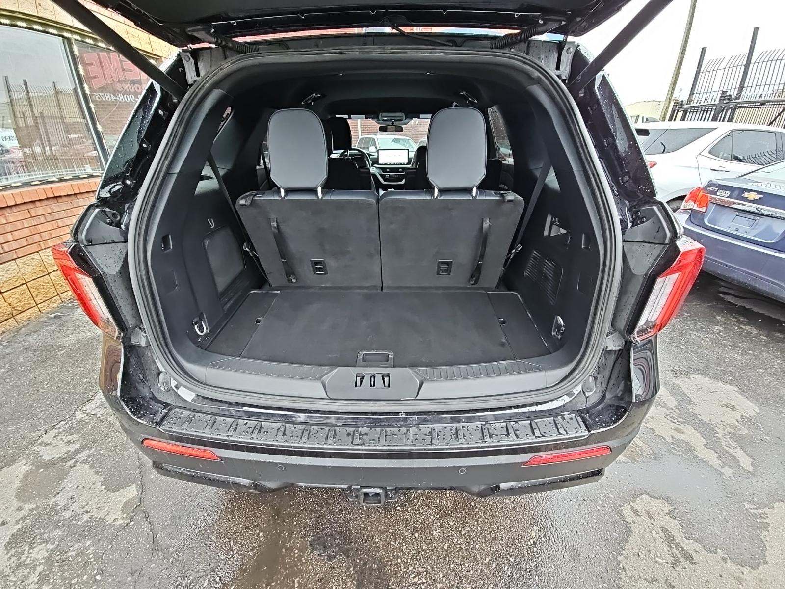 2025 Ford Explorer ST-Line AWD