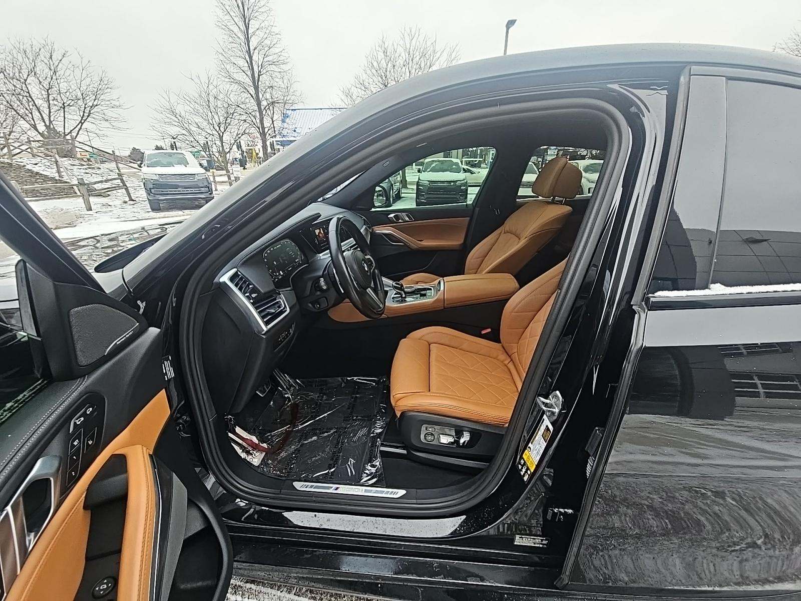 2023 BMW X6 M50i AWD