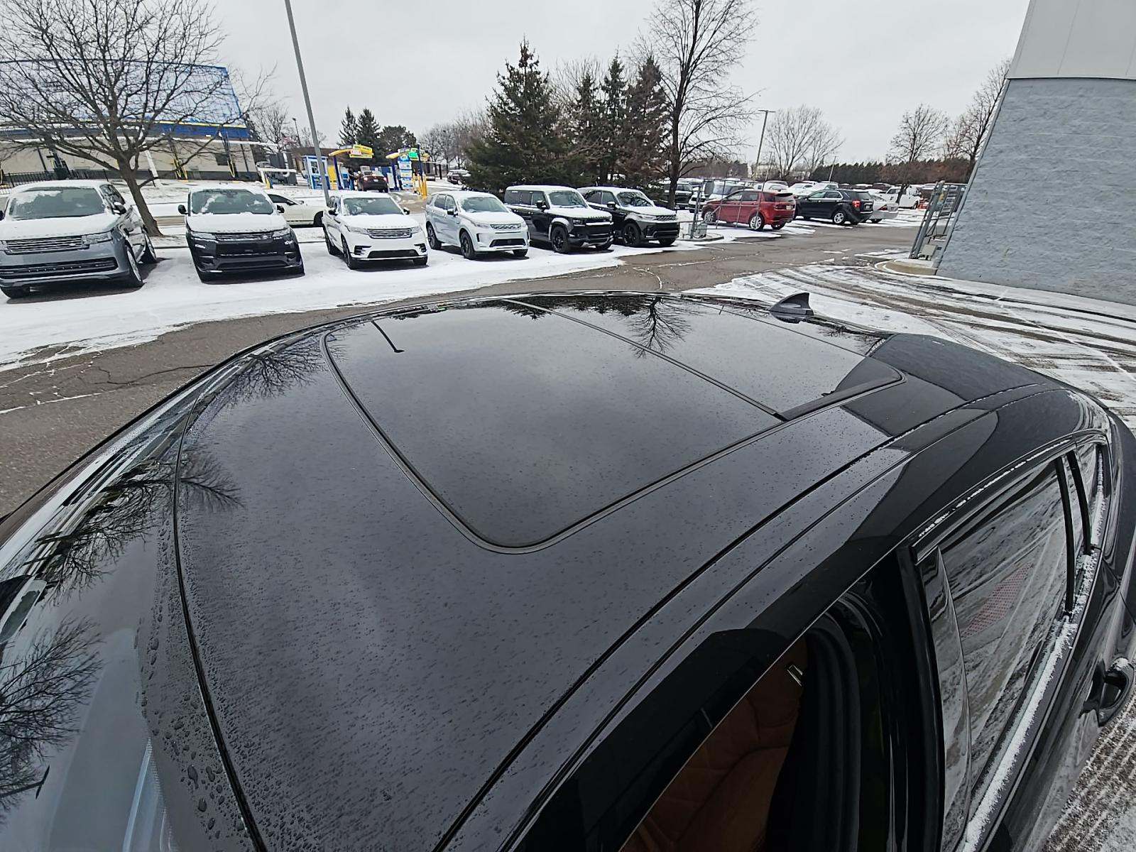 2023 BMW X6 M50i AWD