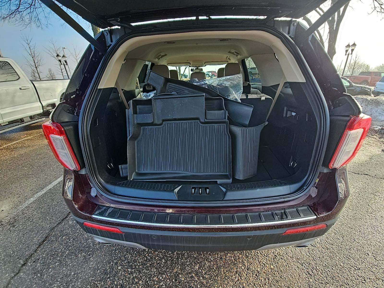 2023 Ford Explorer Hybrid Limited RWD