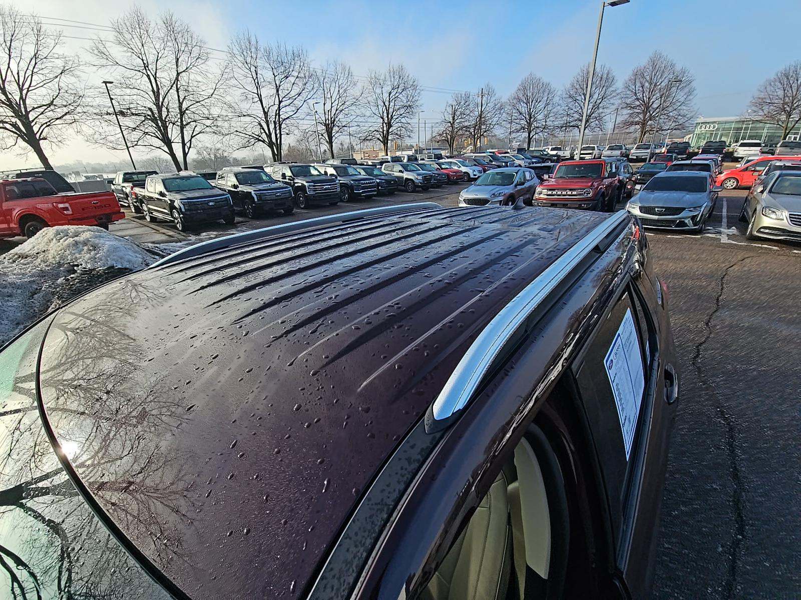 2023 Ford Explorer Hybrid Limited RWD