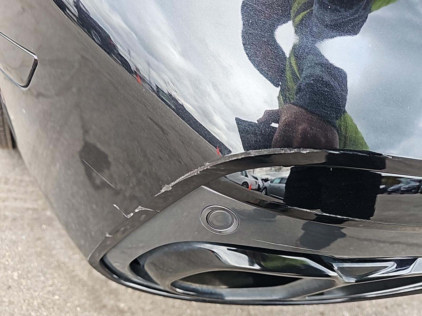 2023 BMW X7 M60i AWD