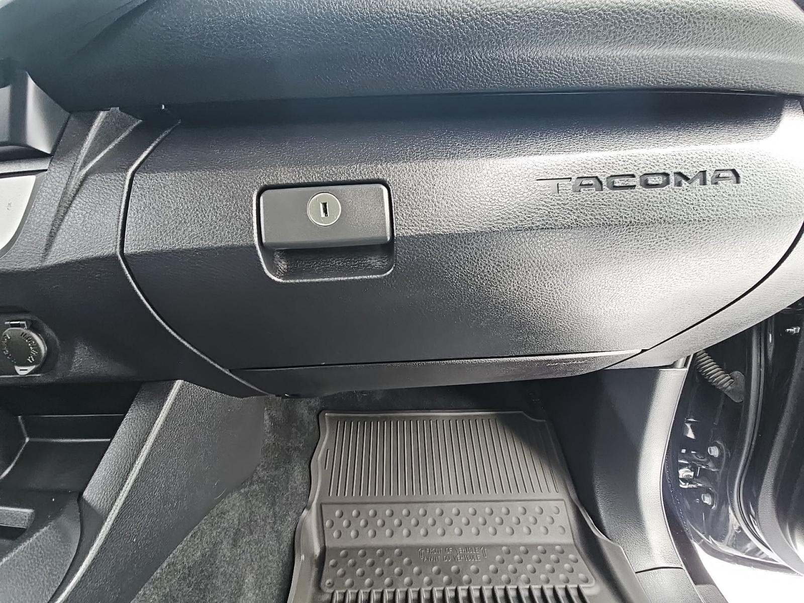 2021 Toyota Tacoma SR AWD