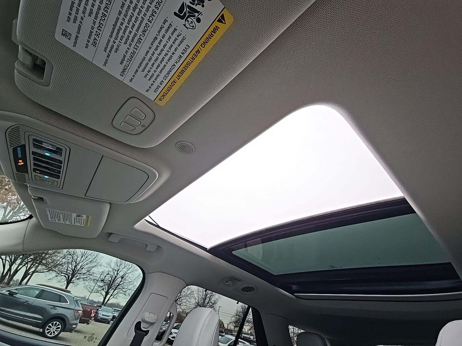 2025 Ford Explorer Platinum AWD