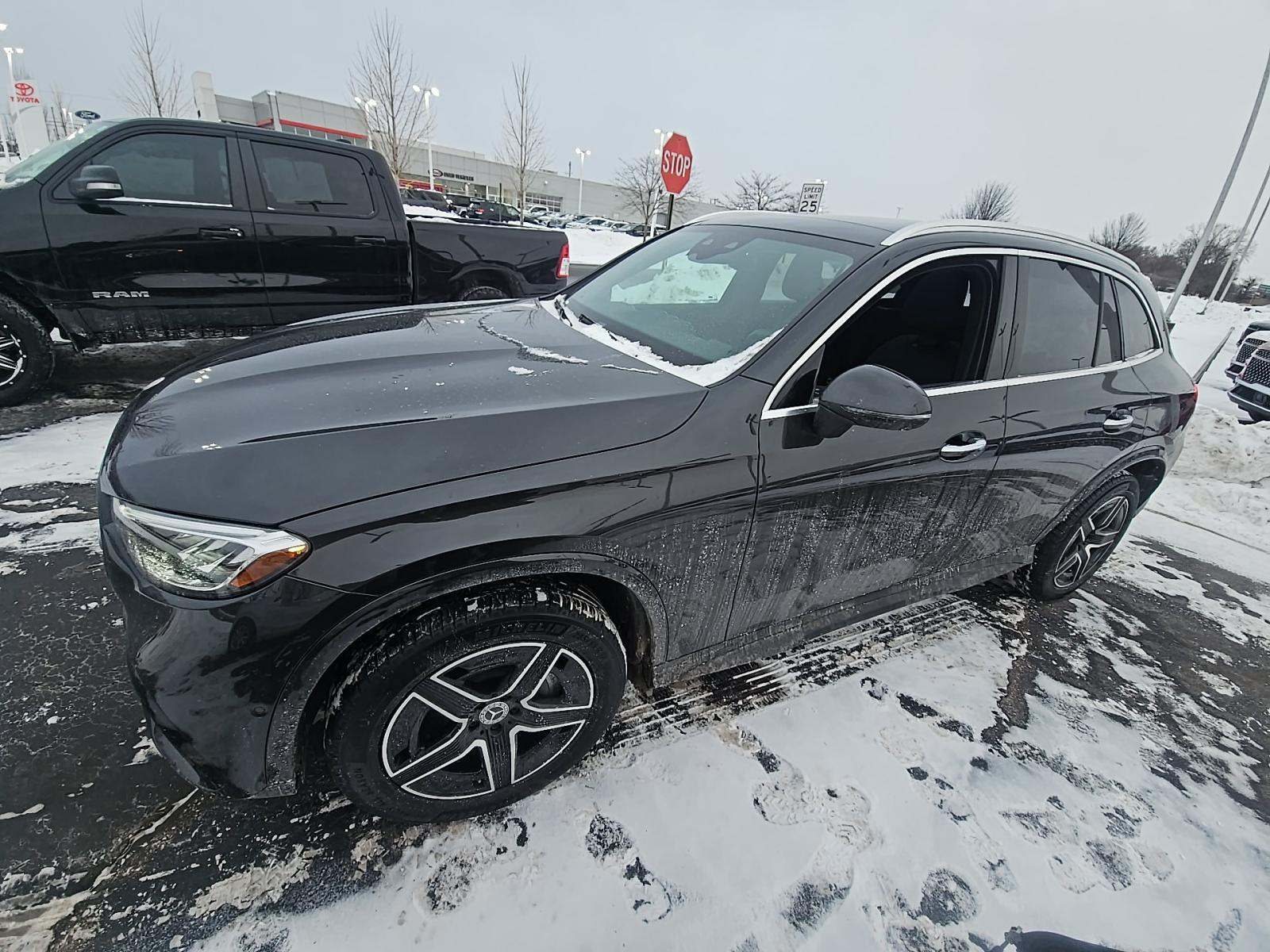 2025 Mercedes-Benz GLC GLC 300 AWD