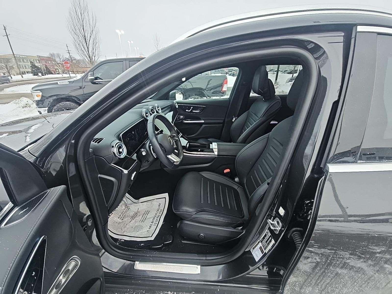 2025 Mercedes-Benz GLC GLC 300 AWD