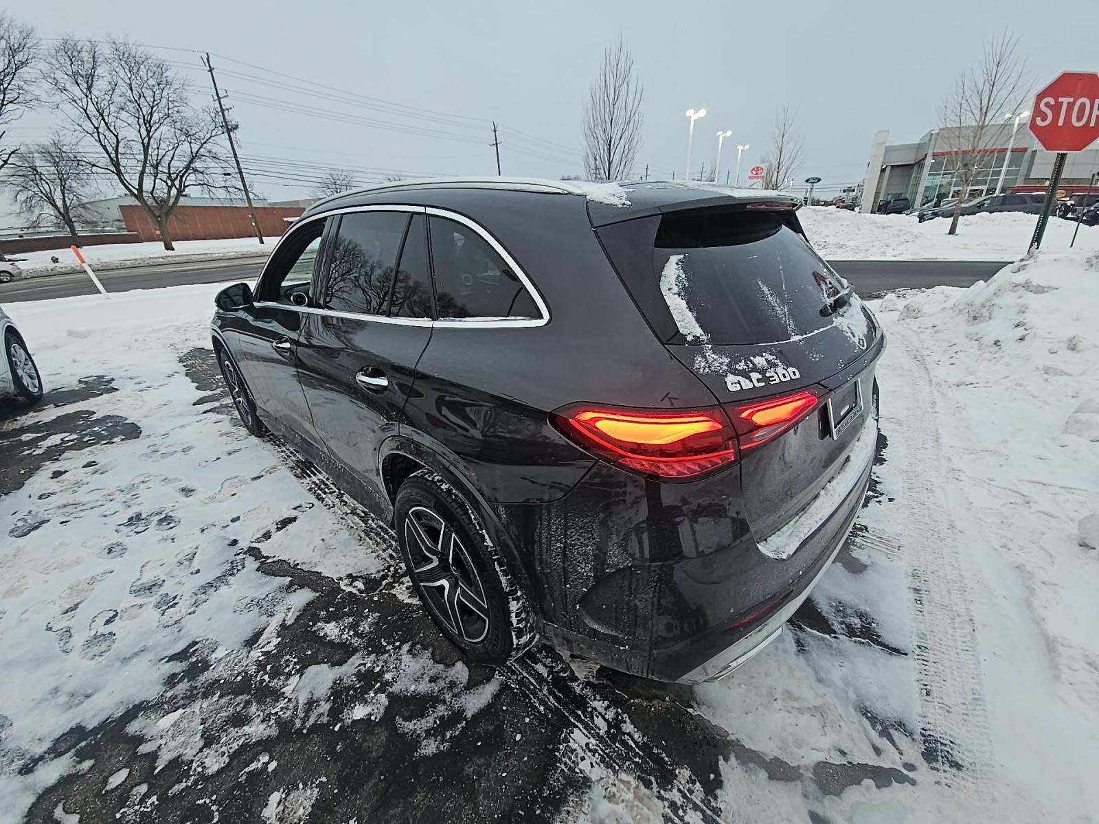2025 Mercedes-Benz GLC GLC 300 AWD