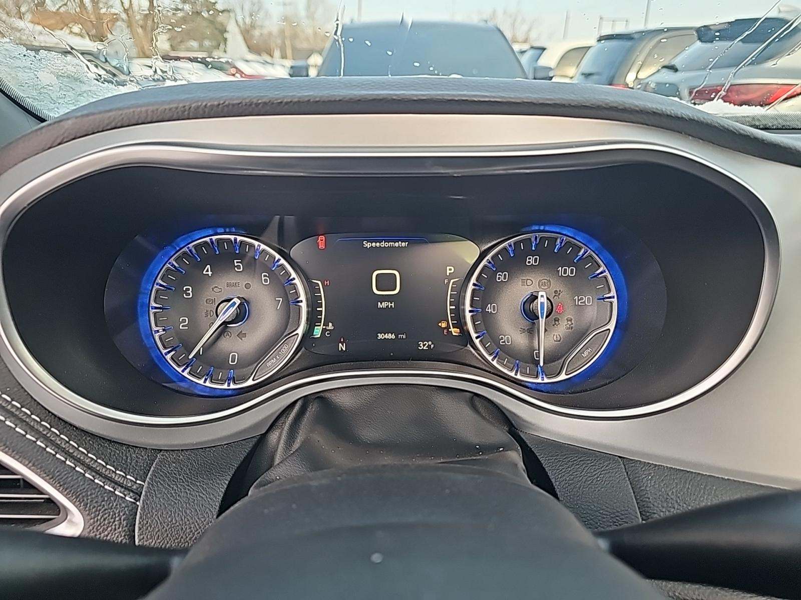 2025 Chrysler Pacifica Limited FWD