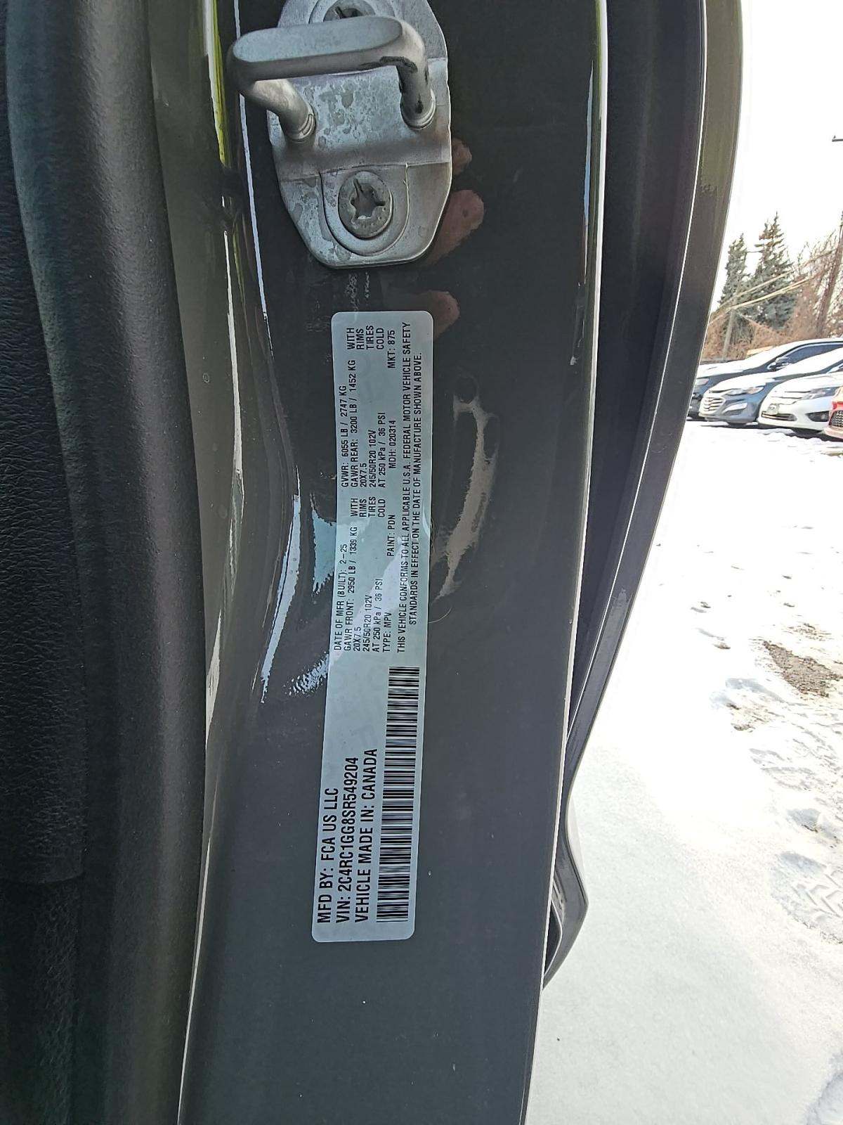 2025 Chrysler Pacifica Limited FWD