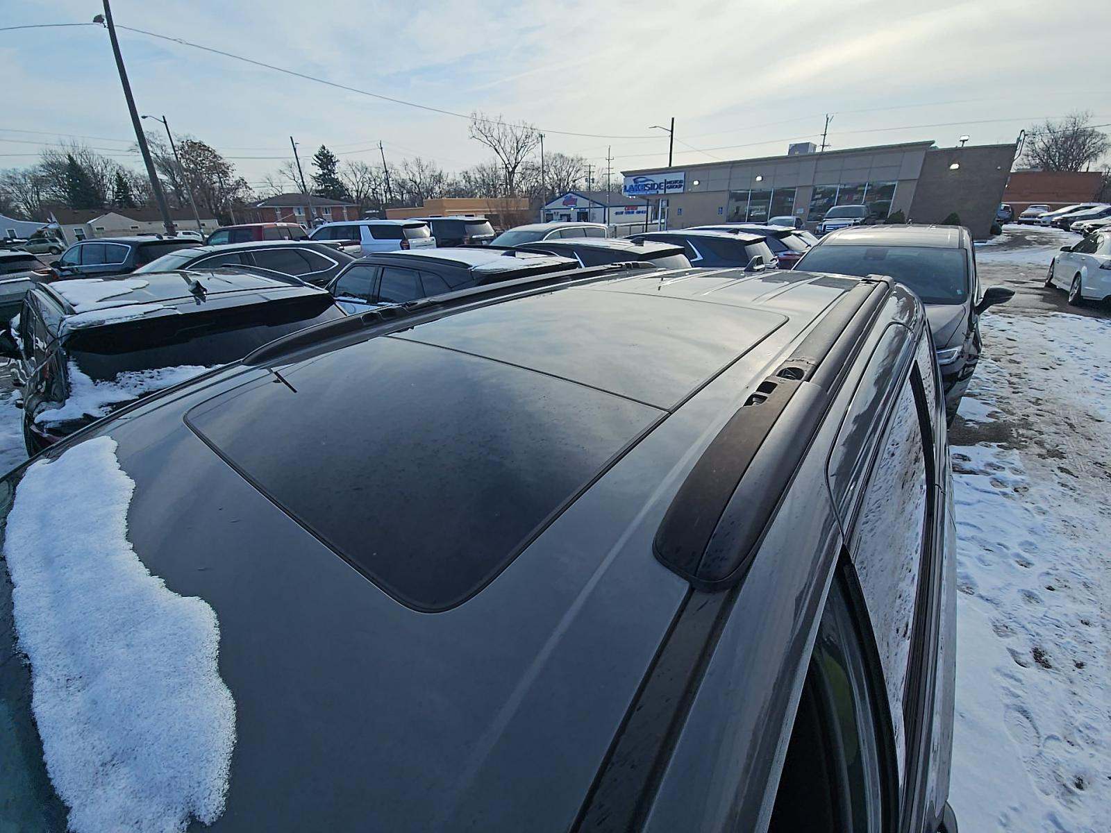 2025 Chrysler Pacifica Limited FWD