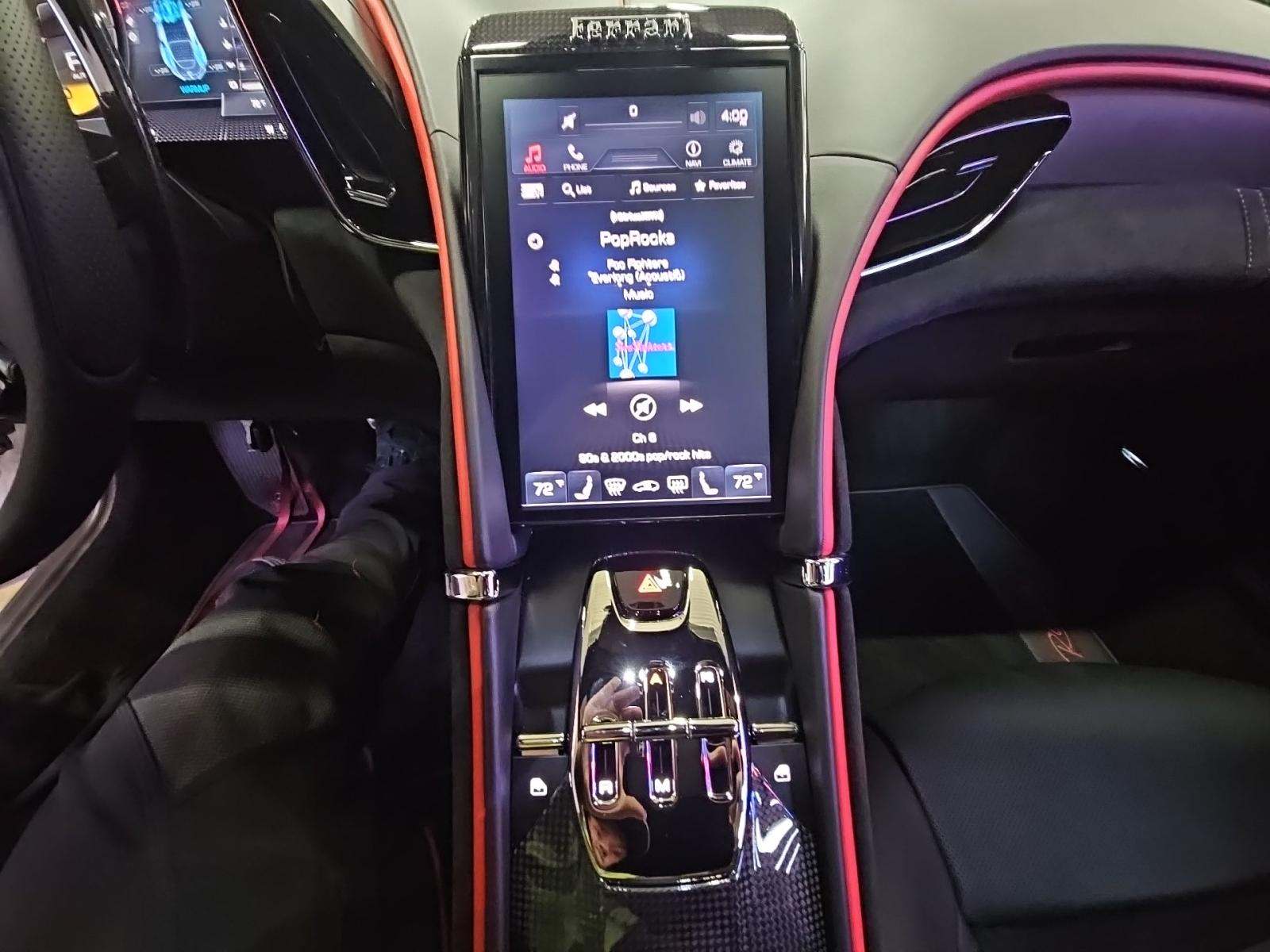 2022 Ferrari Roma Base RWD