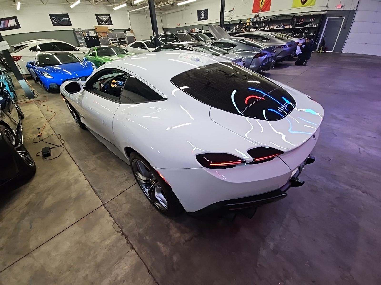 2022 Ferrari Roma Base RWD