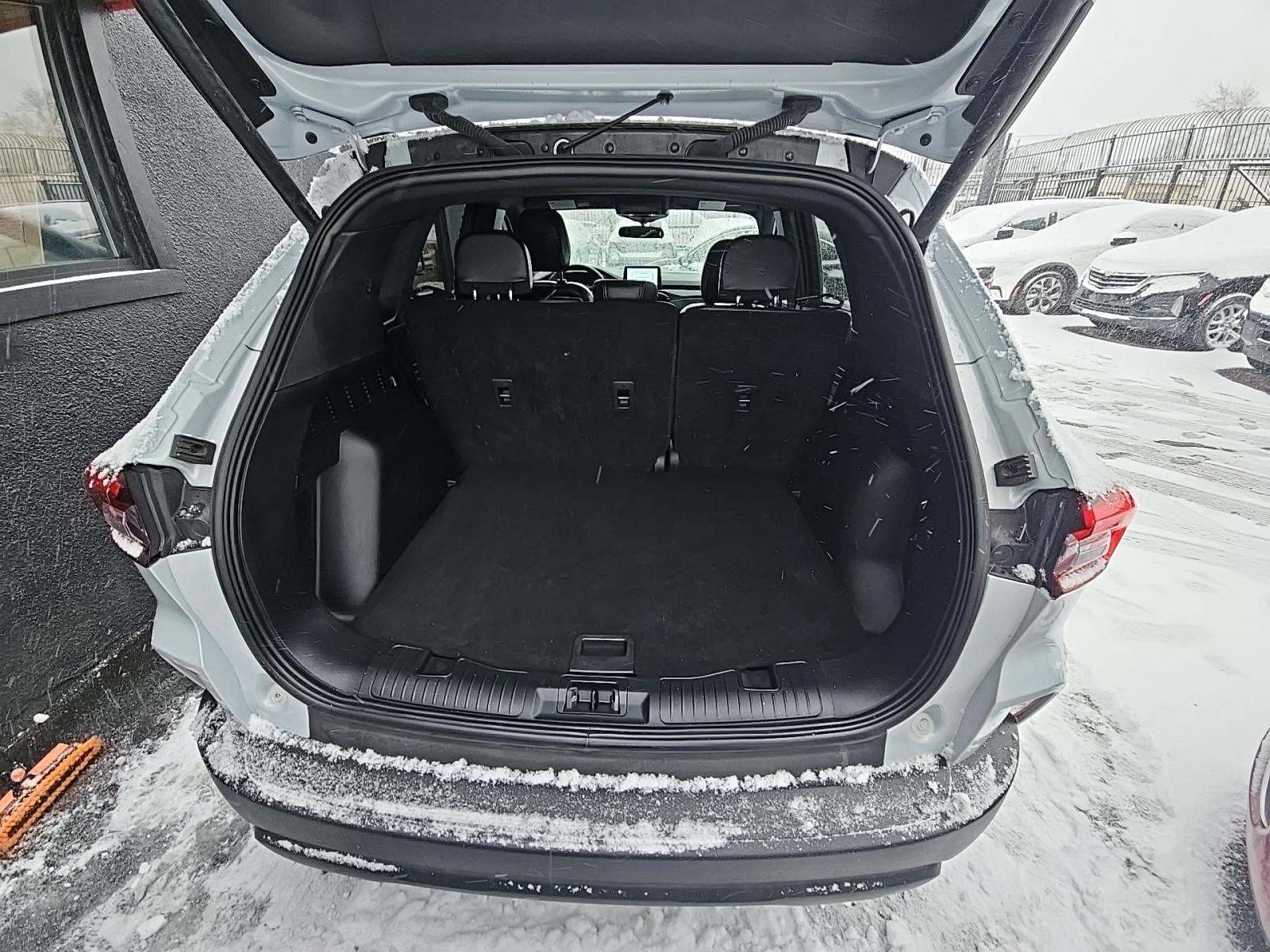 2025 Ford Escape ST-Line Select AWD