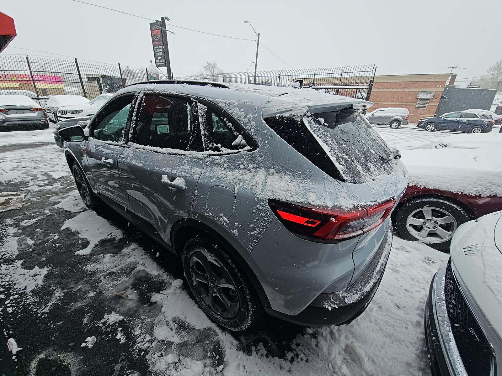 2025 Ford Escape ST-Line Select AWD