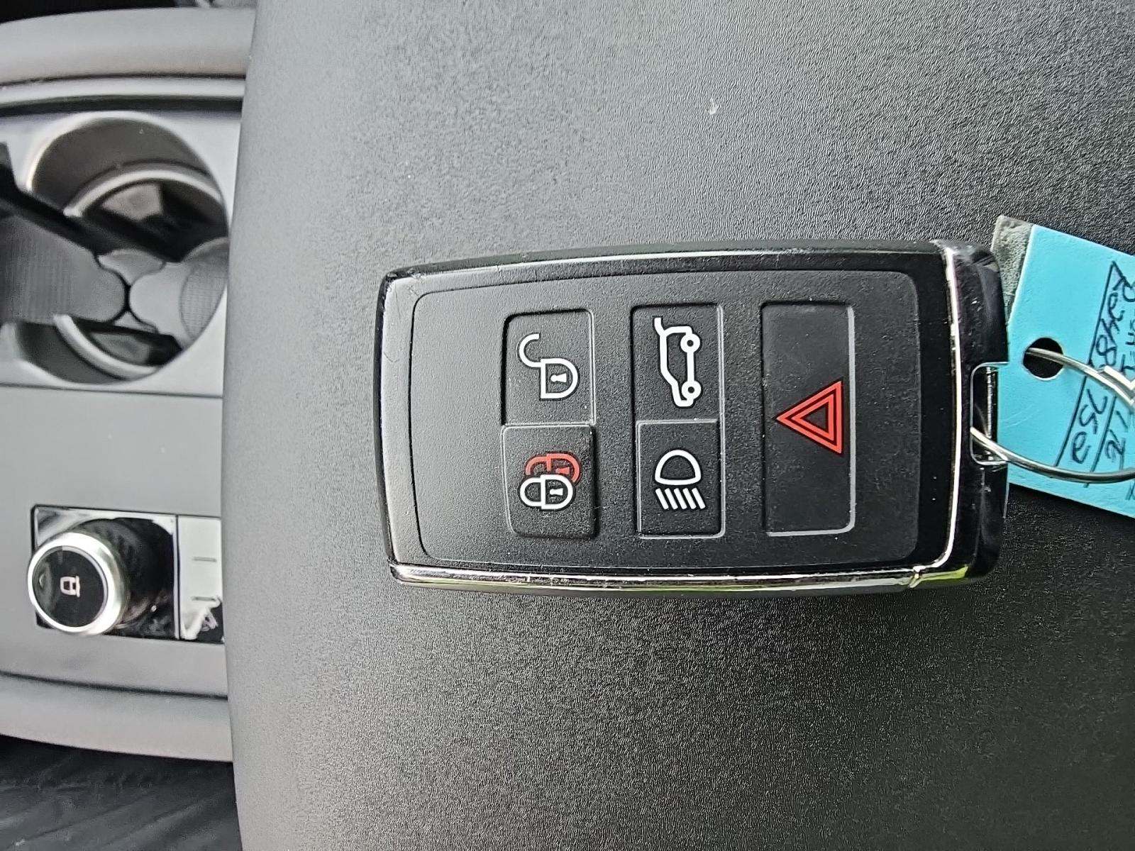 2024 Land Rover Discovery S AWD