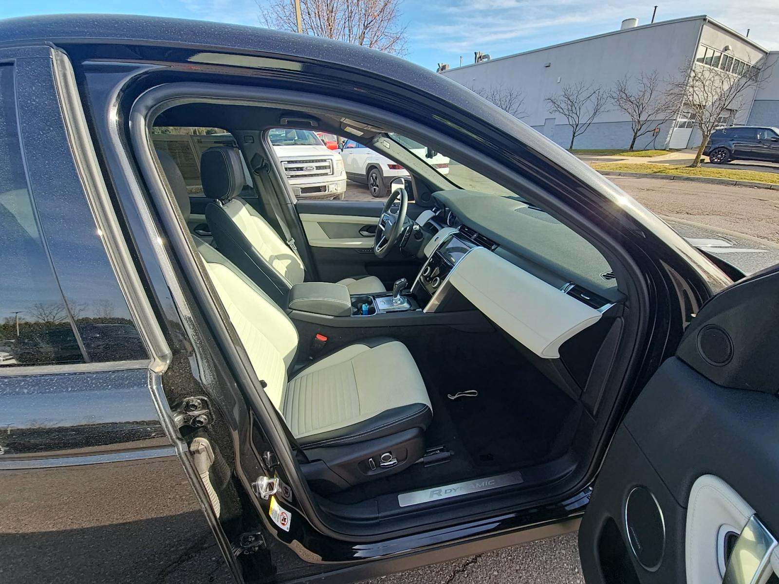 2022 Land Rover Discovery Sport S R-Dynamic AWD