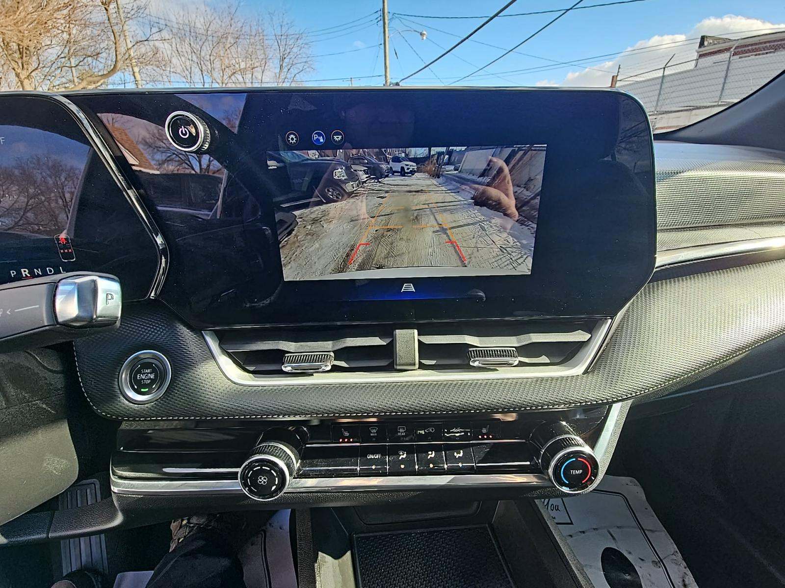 2025 Chevrolet Equinox LT FWD