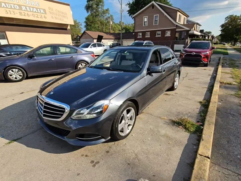 2014 Mercedes-Benz E 350 4MATIC Sedan