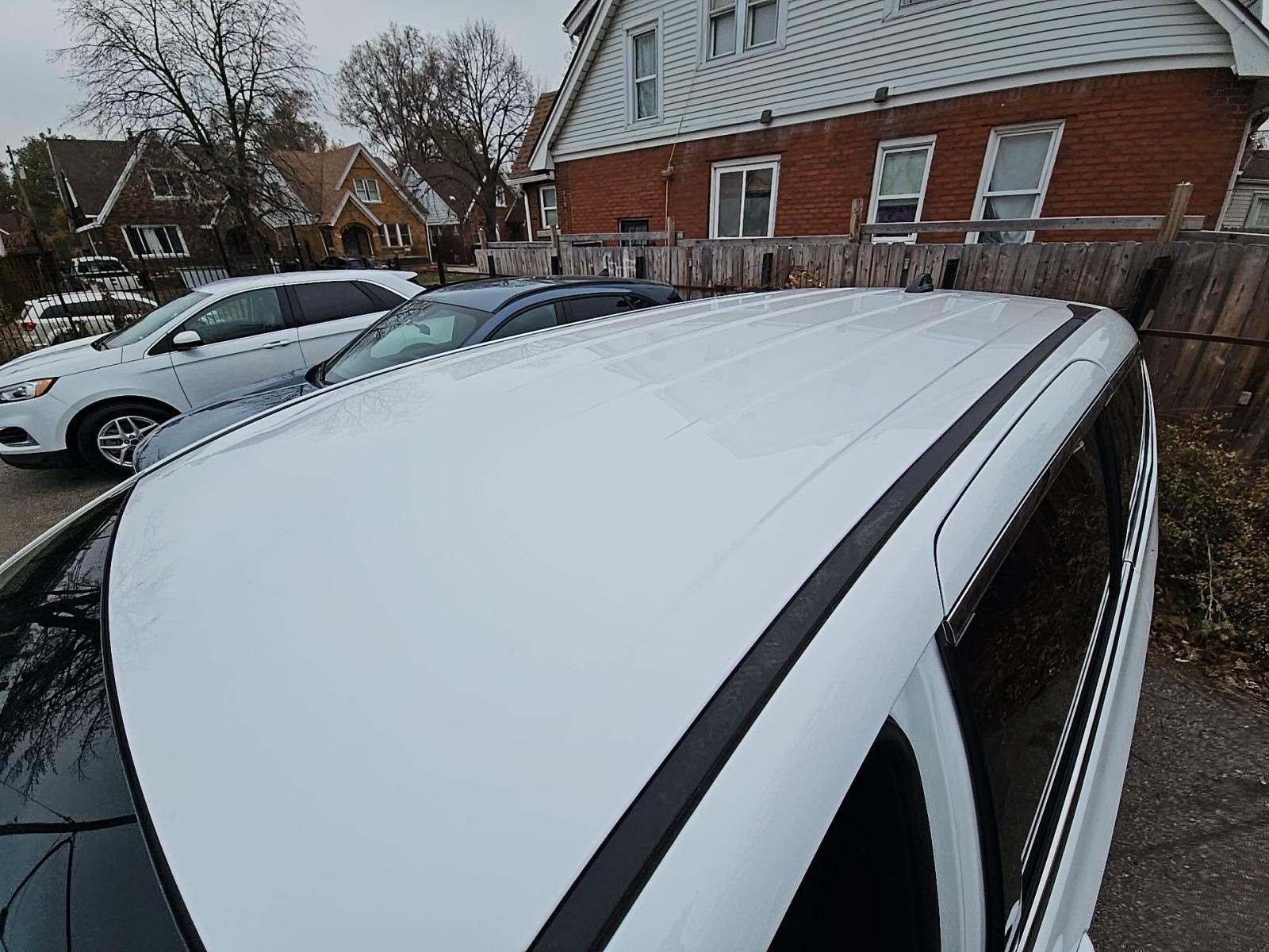 2025 Chrysler Pacifica Select FWD